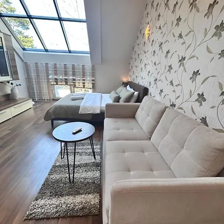 Center , , 5 Min To The Sea *